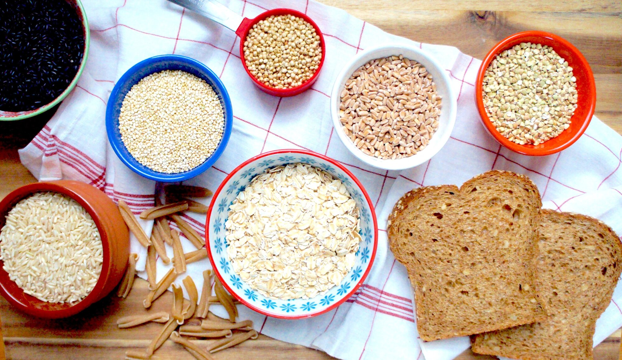 Продукти з високим вмістом клітковини: повний список для здоров’я, фітнесу та контролю ваги